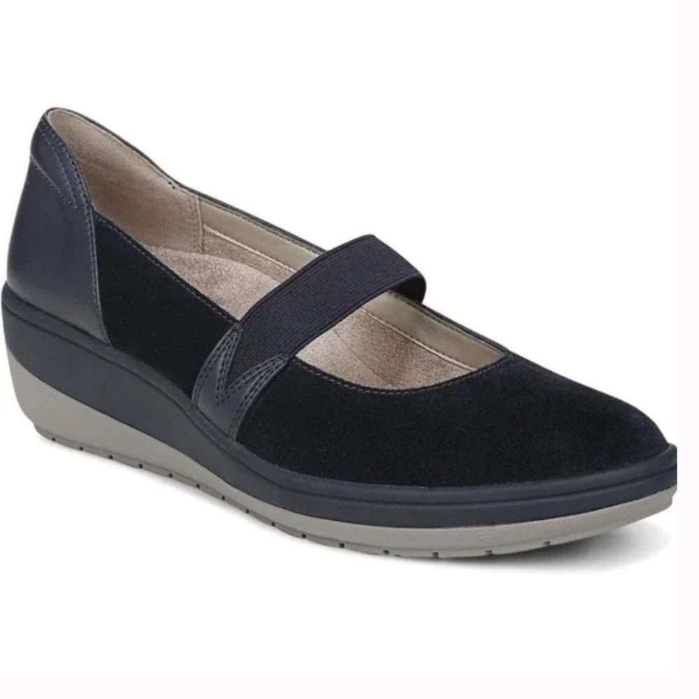NWOB Vionic Judie 7.5 wide Black Suede Orthotic Mary Jane Wedge Casual Shoe